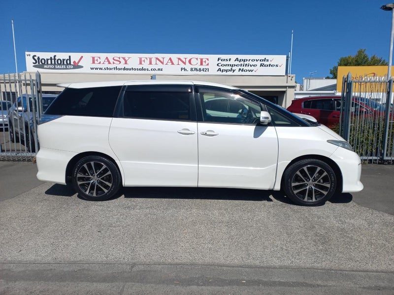 2013 Toyota Estima AERAS, photo 2