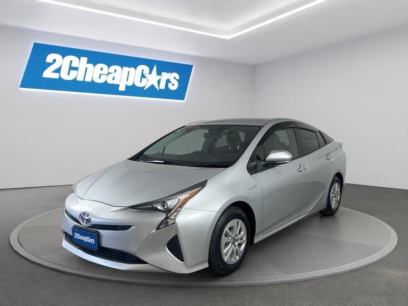2017 Toyota Prius Hybrid New Shape E, main photo