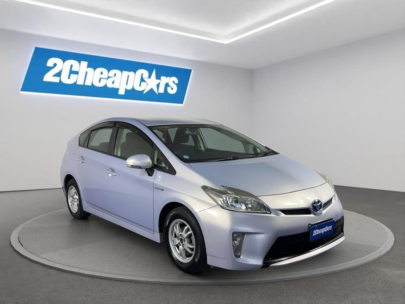 2015 Toyota Prius S, photo 3