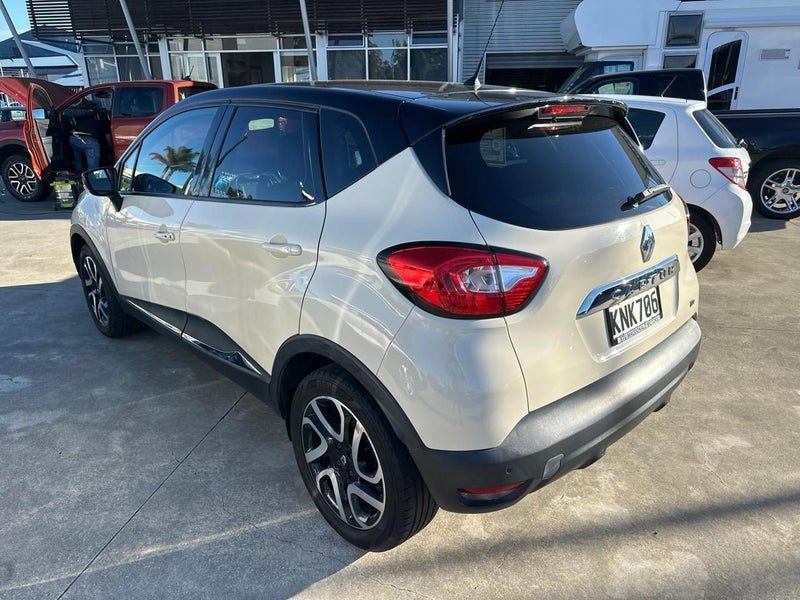 2017 Renault Captur Crossover, photo 2