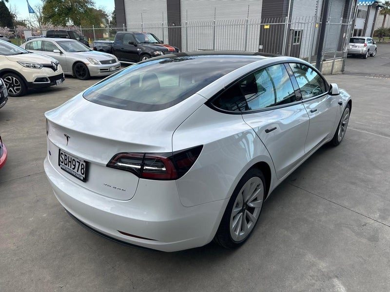 2021 Tesla Model 3 Long Range, photo 2