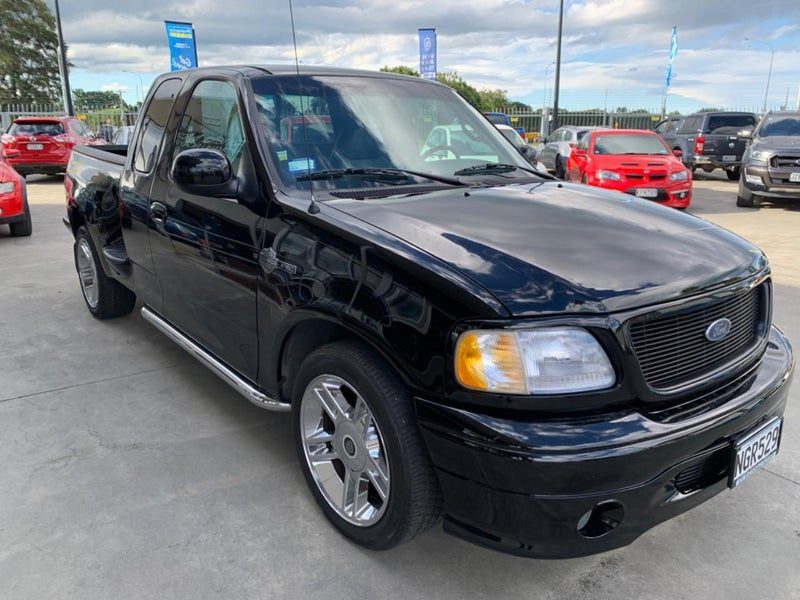 2000 Ford F150 HARLEY DAVIDSON EDTN, photo 2