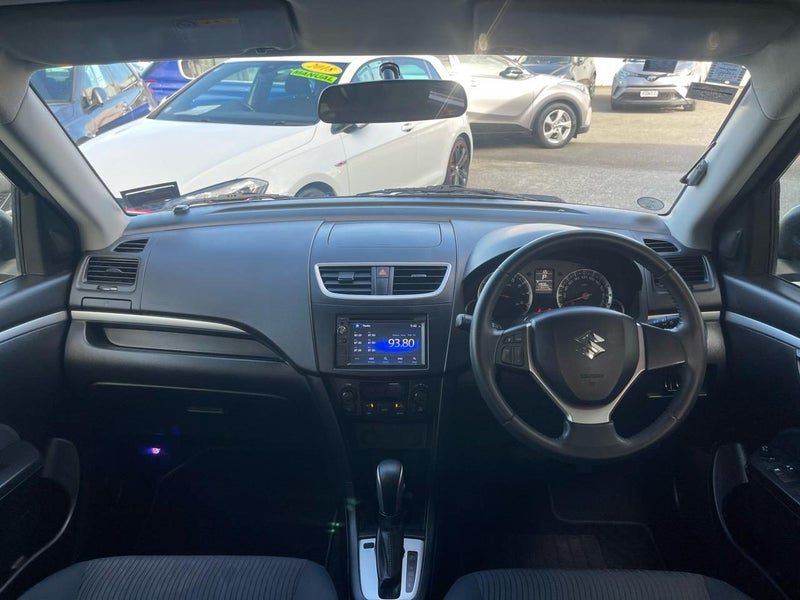 2013 Suzuki Swift, photo 3