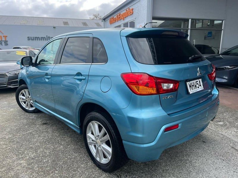 2010 Mitsubishi RVR 1800 G, photo 2