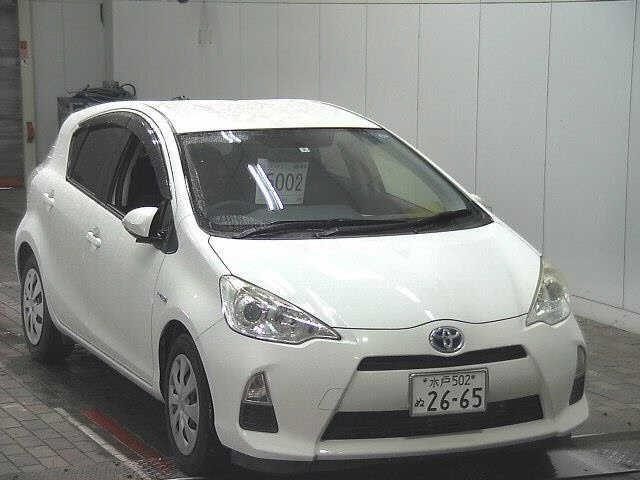 2014 Toyota Aqua S