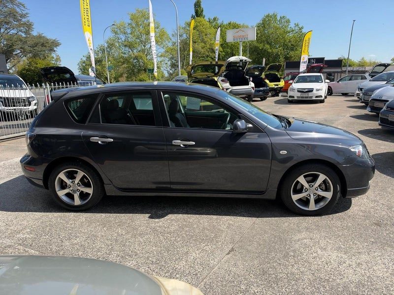 2005 Mazda Axela, photo 2