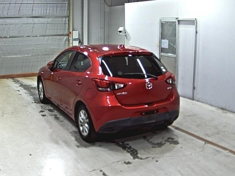 2016 Mazda Demio 13S TOURING, photo 2