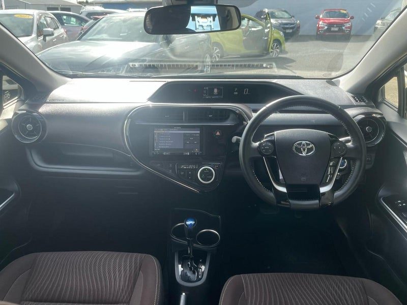 2019 Toyota Aqua G, photo 3