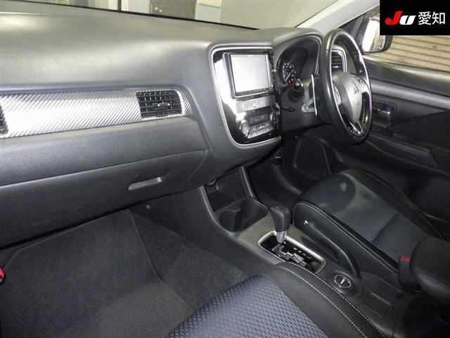 2015 Mitsubishi Outlander 24G 4WD, photo 3