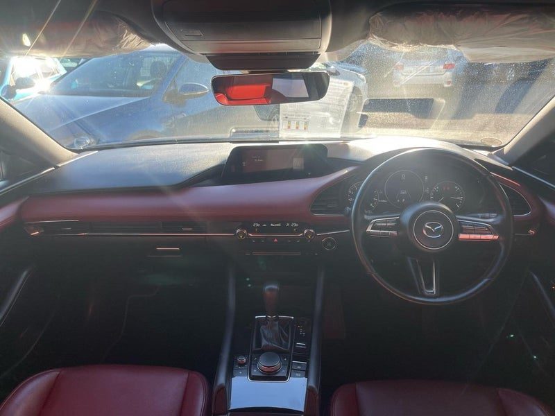 2021 Mazda 3 FASTBACK 20S BURGUNDY SELECTION, photo 3