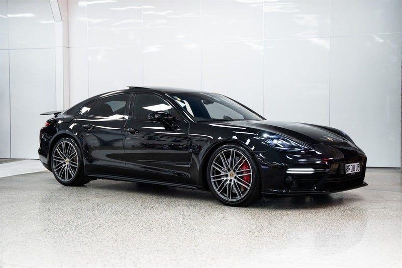 2016 Porsche Panamera TURBO