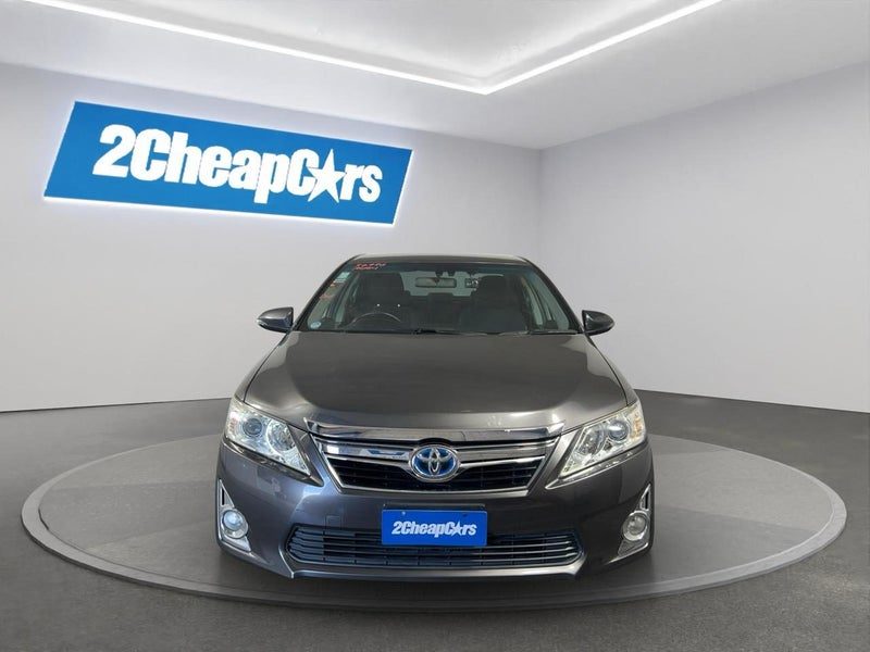 2013 Toyota Camry Hybrid G Package, photo 2