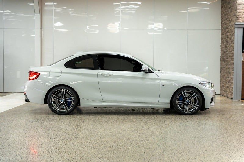 2017 BMW M240i, photo 2