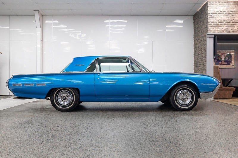 1962 Ford Thunderbird Coupe, photo 2