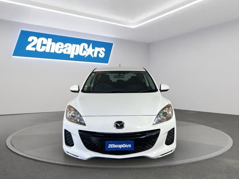 2013 Mazda Axela 3 15C, photo 2