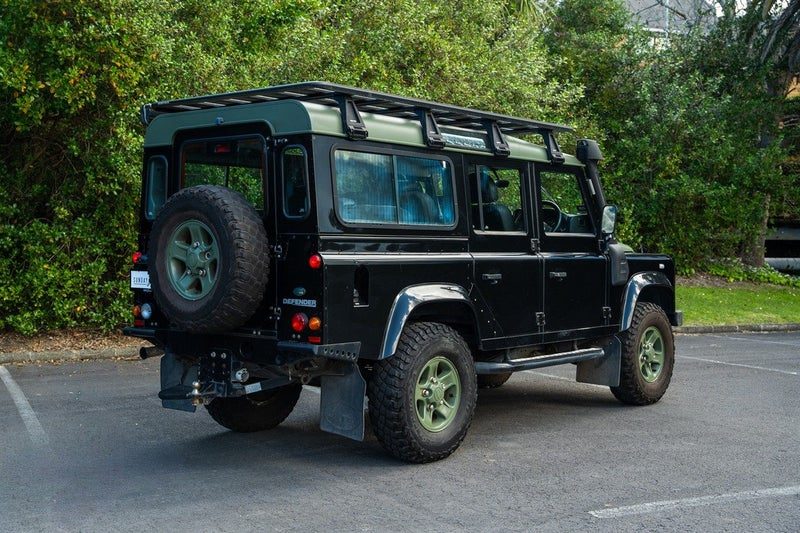 2011 Land Rover Defender 110 STATION WAGON SE, photo 3