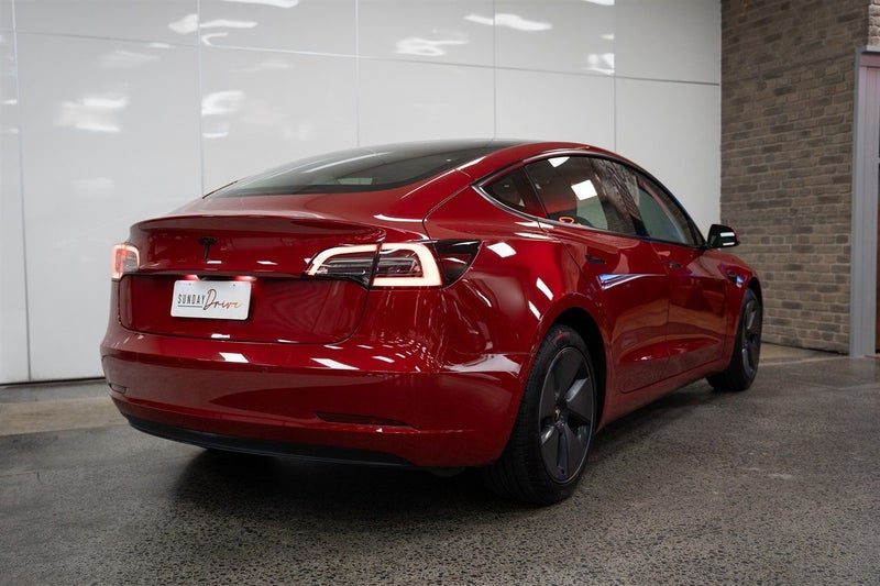 2022 Tesla Model 3 REAR WHEEL DRIVE 60K, photo 3