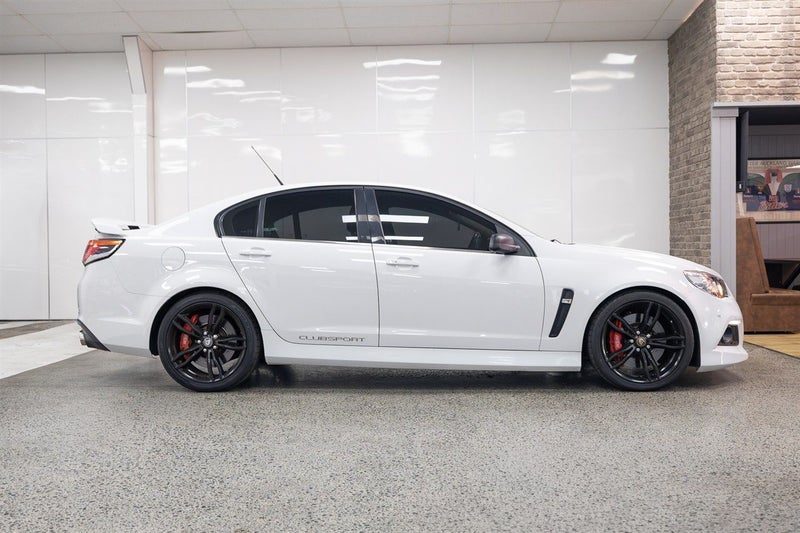 2015 Holden HSV CLUBSPORT R8 SED A 6, photo 2