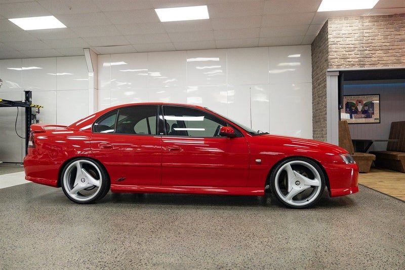 2002 Holden Commodore SS 5.7 V8 MANUAL, photo 2