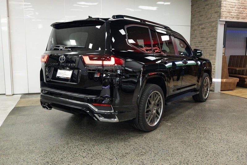 2023 Toyota Land Cruiser GR 300 SPORT, photo 3
