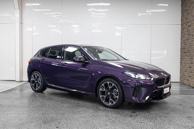 2025 BMW 120i M SPORT
