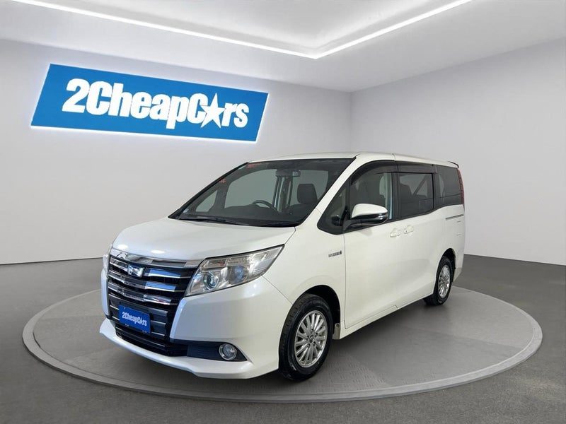 2015 Toyota Noah Hybrid G