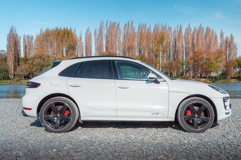 2018 Porsche Macan GTS 3.0P/4WD/7AT/SW, photo 2