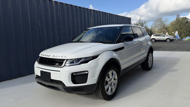 2017 Land Rover Range Rover Evoque SE, photo 3