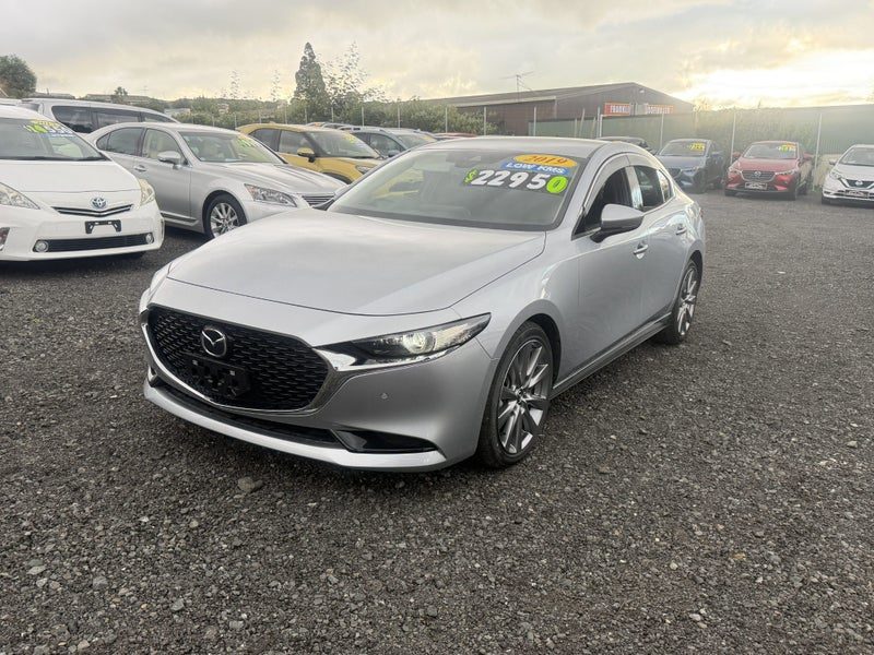 2019 Mazda 3 20S PRO-ACTIVE PACKAGE | LOW KMS, photo 3