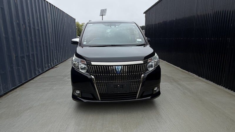 2016 Toyota Esquire, photo 2