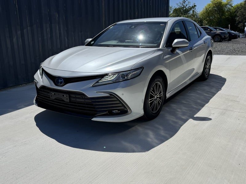 2021 Toyota Camry 4D X, photo 3
