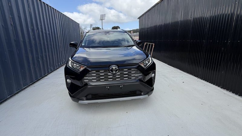 2021 Toyota RAV4 G | 4WD, photo 2