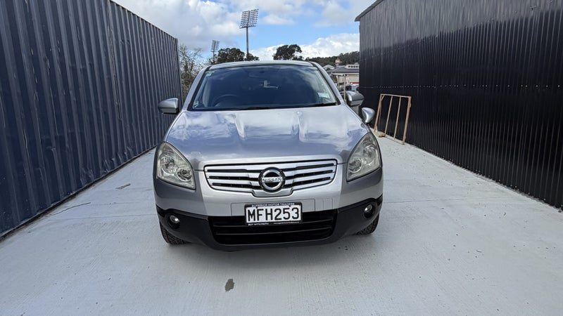 2009 Nissan Dualis 4WD, photo 2