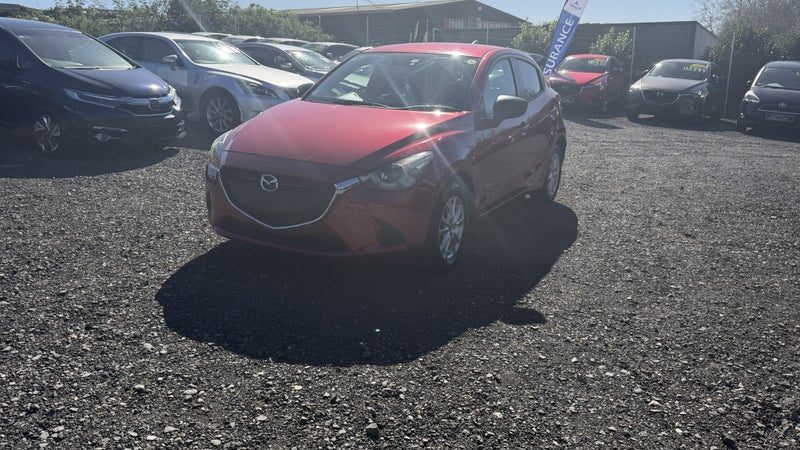 2015 Mazda Demio 13S | Wireless Apple CarPlay, photo 3
