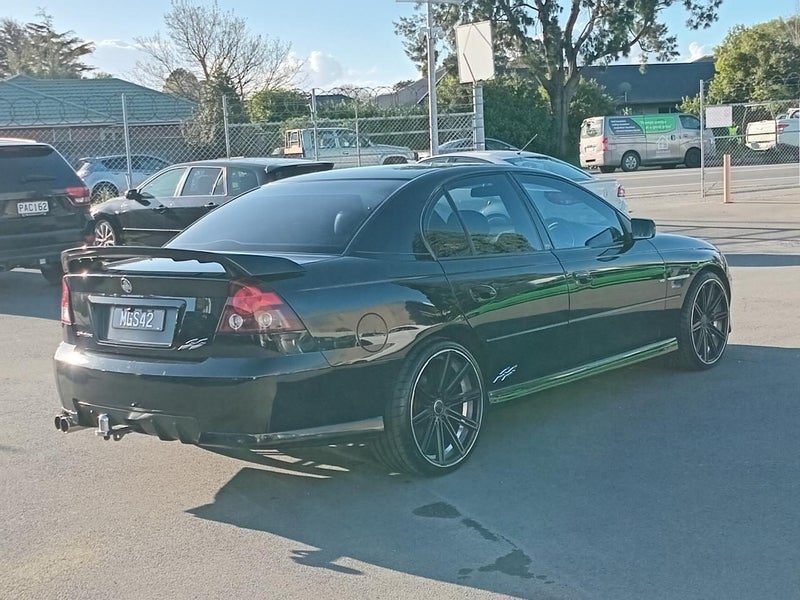 2005 Holden Commodore SS AUTO, photo 3