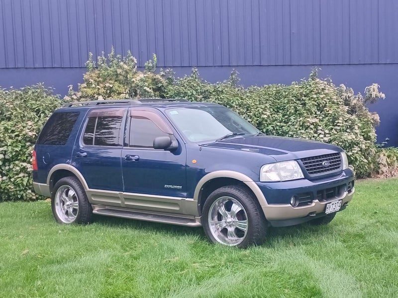 2005 Ford Explorer Eddie Bauer