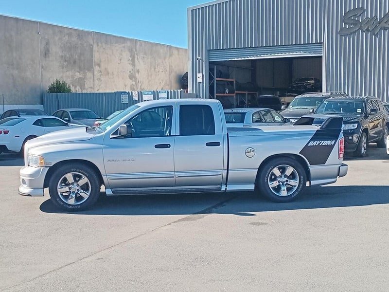 2005 Dodge Ram DAYTONA, photo 2