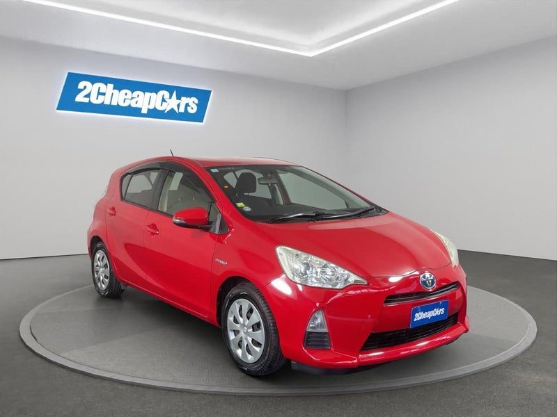 2013 Toyota Aqua S Smart Entry Package, photo 3