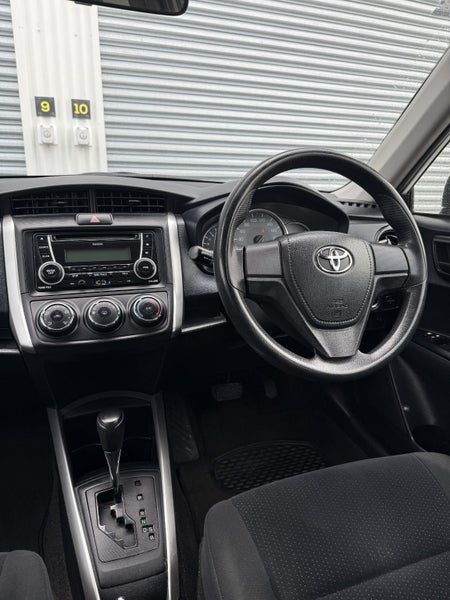 2015 Toyota Corolla Gx, photo 3