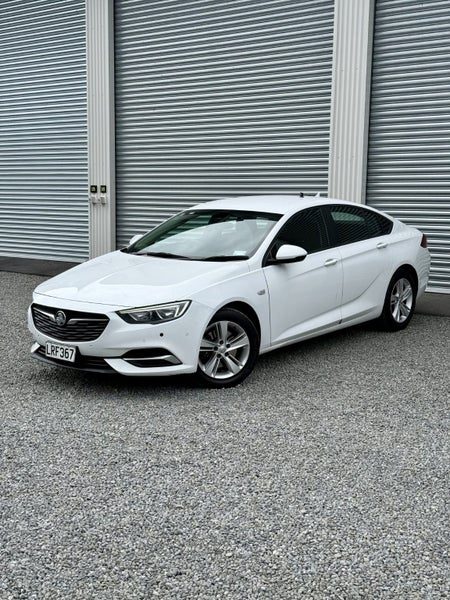 2018 Holden Commodore Lt