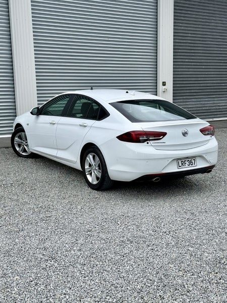 2018 Holden Commodore Lt, photo 3