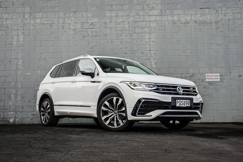 2022 Volkswagen Tiguan R-Line