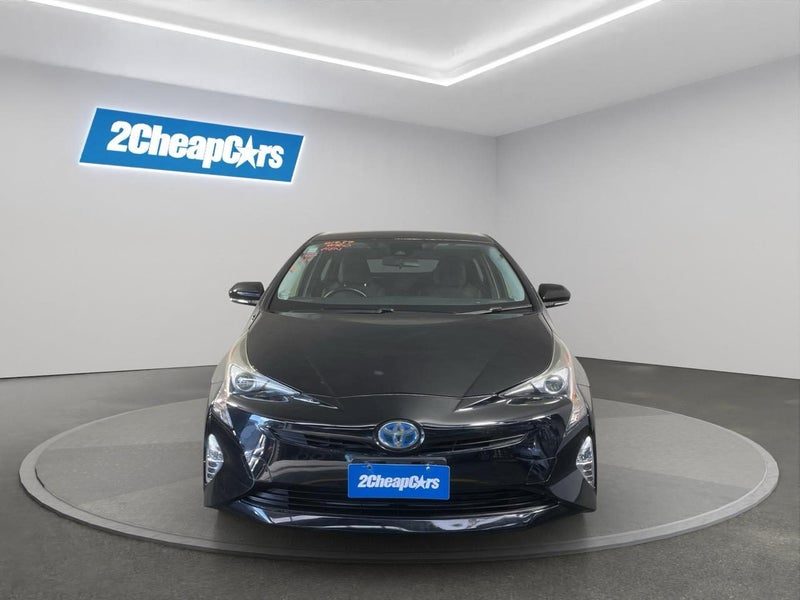 2016 Toyota Prius New Shape S, photo 2