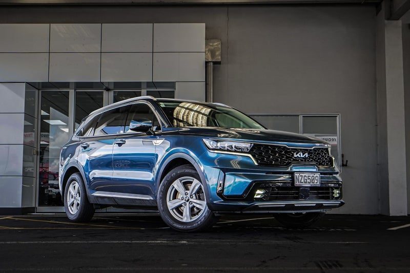 2022 Kia Sorento LX