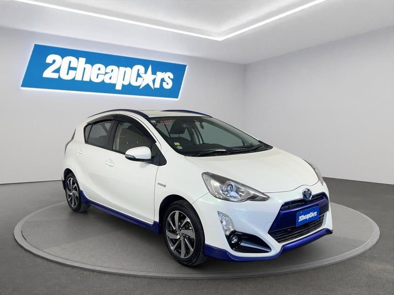2015 Toyota Aqua X-URBAN, photo 3