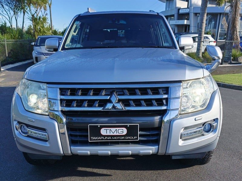 2014 Mitsubishi Pajero Exceed, photo 2