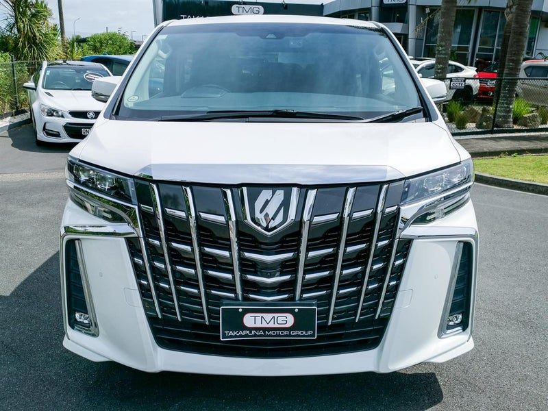 2022 Toyota Alphard 8 Seater, photo 2