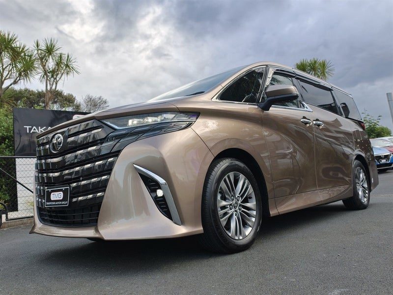 2025 Toyota Alphard Hybrid, photo 3