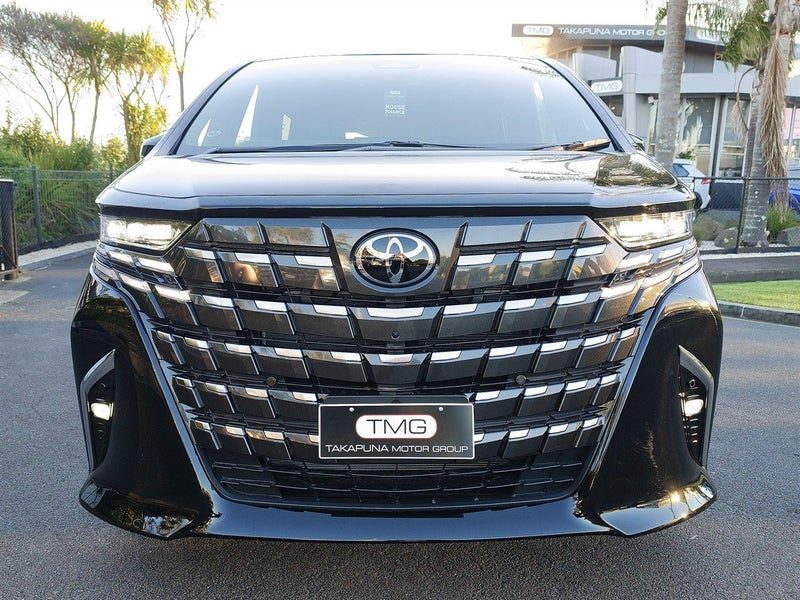 2026 Toyota Alphard, photo 2