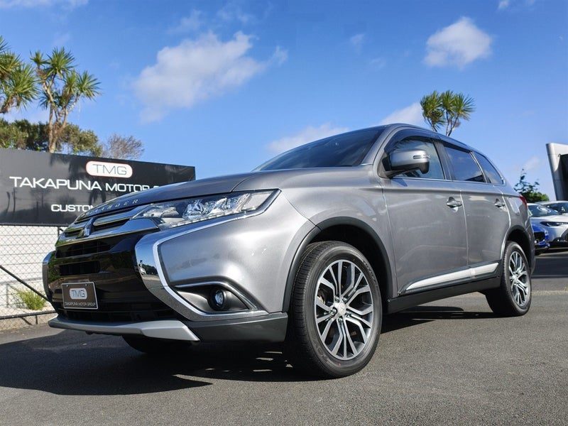 2018 Mitsubishi Outlander 24G 7 Seater, photo 3